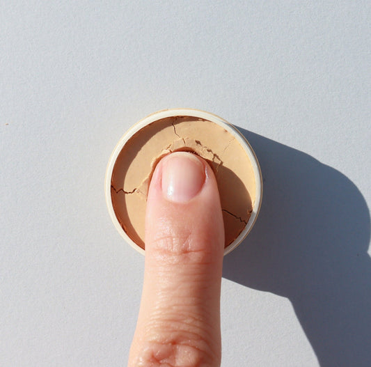 How to Choose the Right Concealer for Your Skin Tone